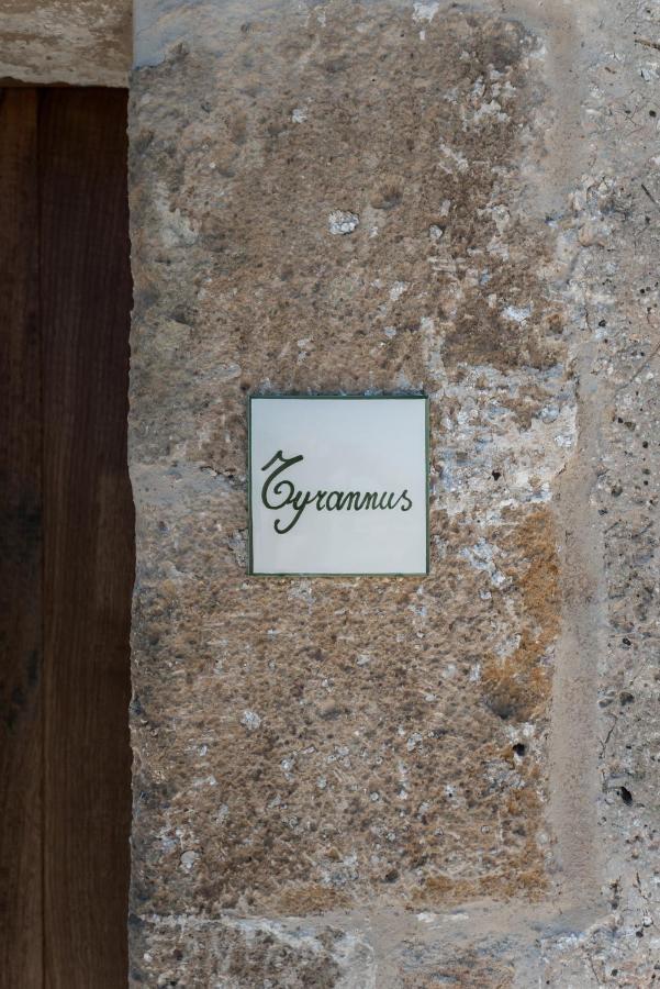 Masseria Torleanzi Wine Relais San Pietro Vernotico Exteriér fotografie